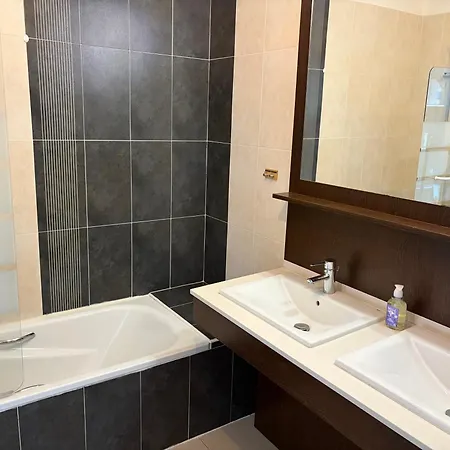 Appartamento 65m2 Avec Piscine Et Rez De Jardin 80m2 Fréjus