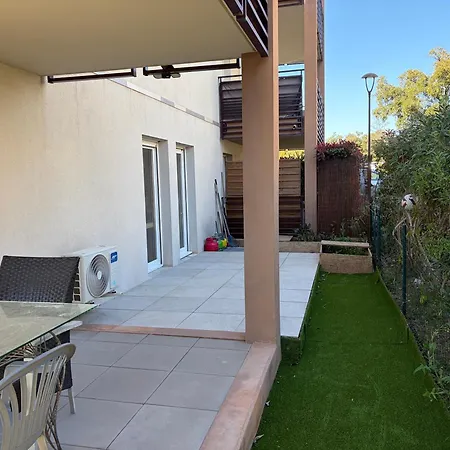 65m2 Avec Piscine Et Rez De Jardin 80m2 * Fréjus